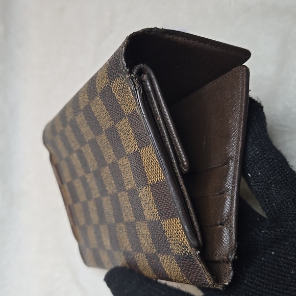 Louis Vuitton Damier Long Wallet - Picture 6 of 7